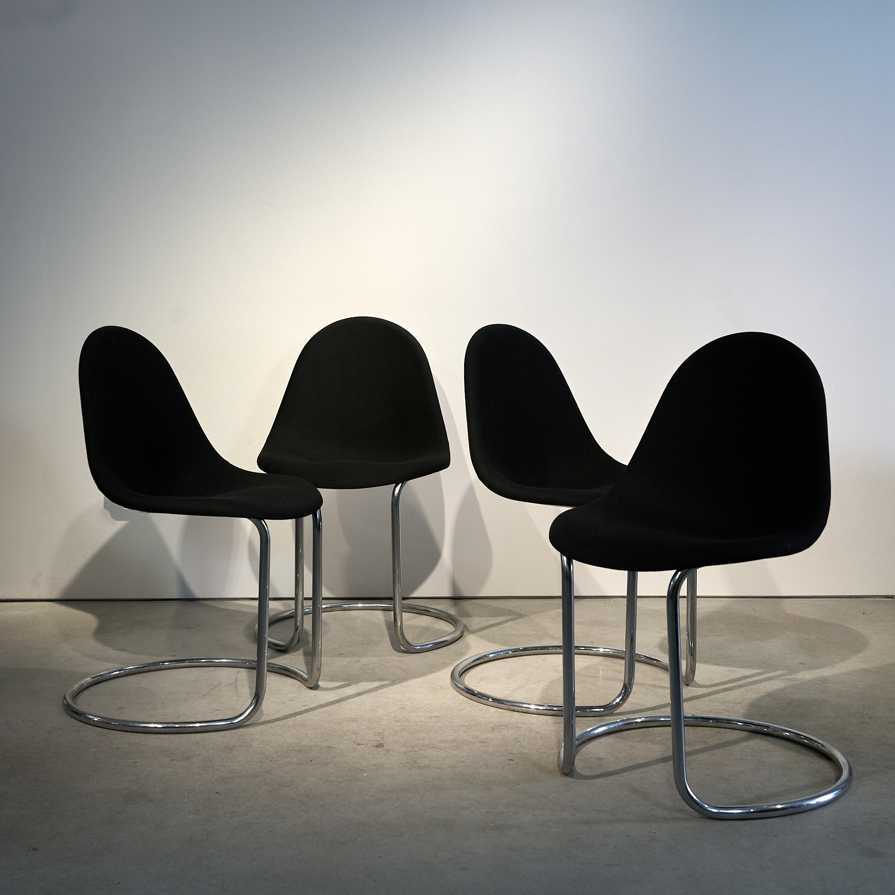 MAGLIANO 24aw SCREWED RIZZOLI 69-NERO 41 Magliano People's